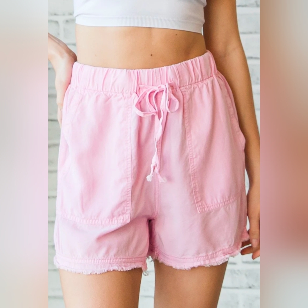 Medium VEVERET Lucid Pink Shorts-NWT